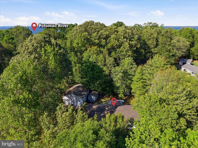 144 STRATFORD CIR, Colonial Beach, VA 22443