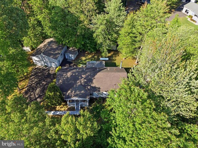 144 STRATFORD CIR, Colonial Beach, VA 22443