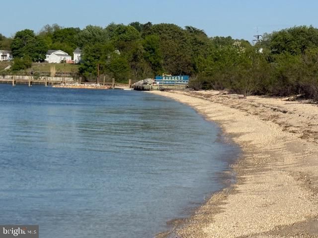 144 STRATFORD CIR, Colonial Beach, VA 22443