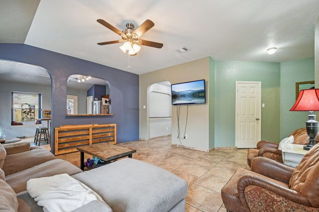 209 Wisteria WAY, San Marcos, TX 78666