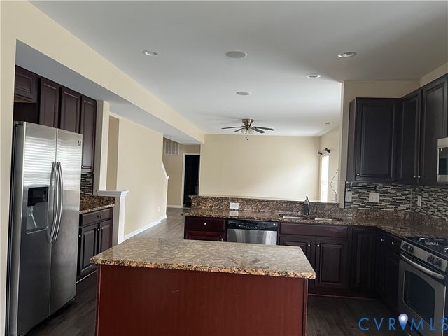 3536 Hunton Ridge Dr, Glen Allen, VA 23059