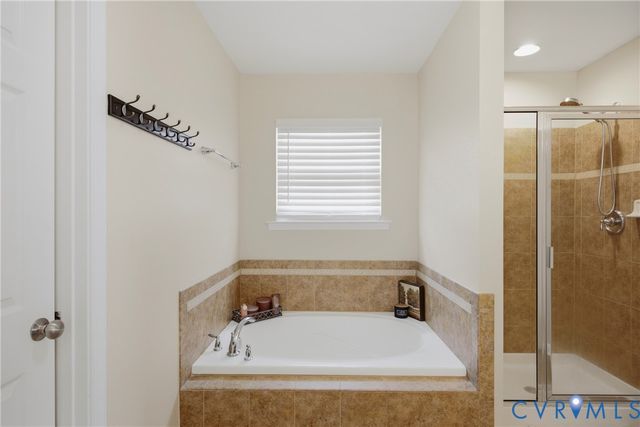 3536 Hunton Ridge Dr, Glen Allen, VA 23059