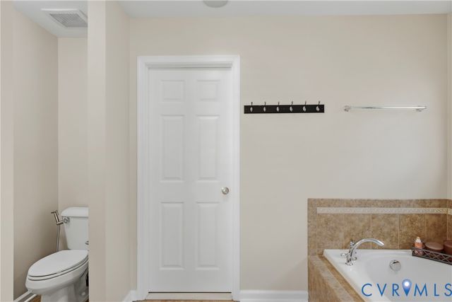 3536 Hunton Ridge Dr, Glen Allen, VA 23059