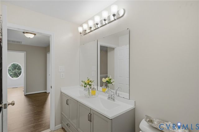 3536 Hunton Ridge Dr, Glen Allen, VA 23059