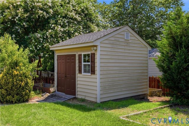 3536 Hunton Ridge Dr, Glen Allen, VA 23059