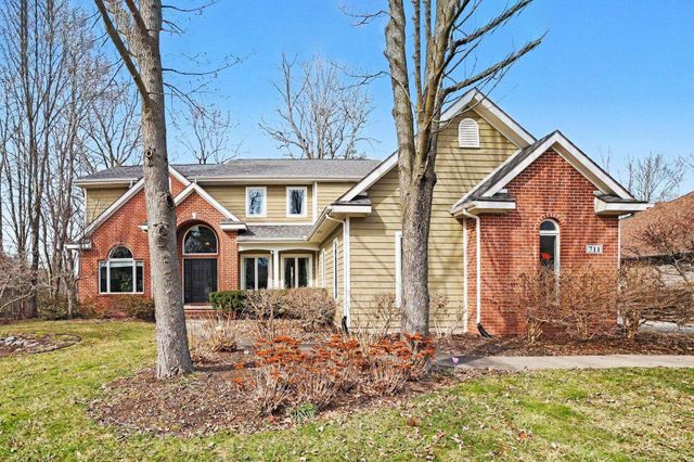 711 Honeysuckle Circle, Midland, MI 48642