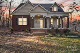 220 S Forest Hills School Road, Marshville, NC 28103