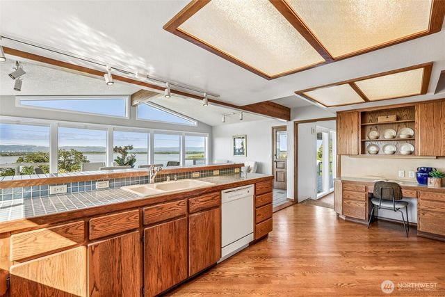 8914 NW Lakecrest Avenue, Vancouver, WA 98665