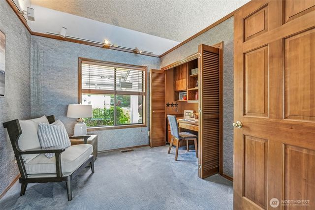 8914 NW Lakecrest Avenue, Vancouver, WA 98665