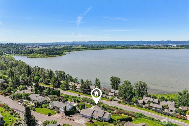 8914 NW Lakecrest Avenue, Vancouver, WA 98665