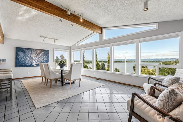 8914 NW Lakecrest Avenue, Vancouver, WA 98665