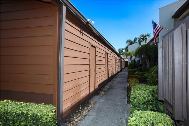 2760 71ST STREET COURT W 2760, Bradenton, FL 34209