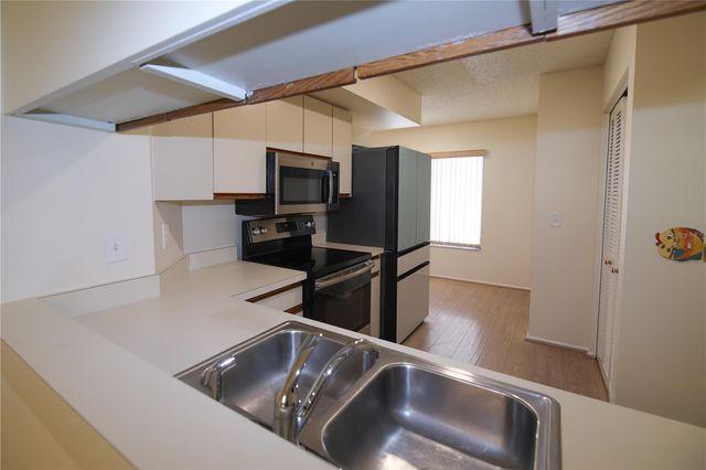 2760 71ST STREET COURT W 2760, Bradenton, FL 34209