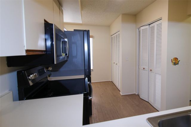 2760 71ST STREET COURT W 2760, Bradenton, FL 34209