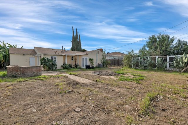 15115 Leadwell Street, Van Nuys, CA 91405