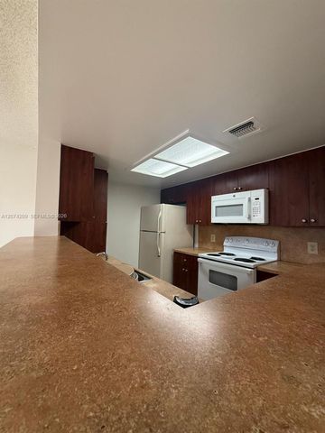 3228 Coral Lake Drive 3228, Coral Springs, FL 33065