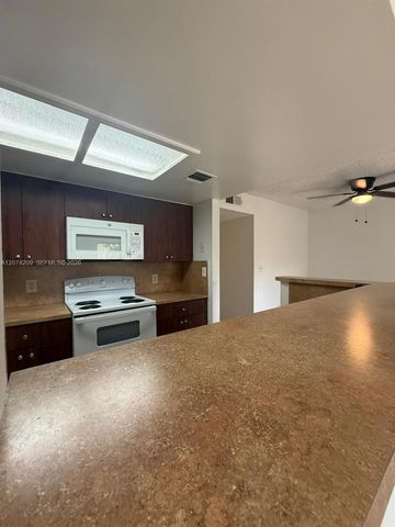 3228 Coral Lake Drive 3228, Coral Springs, FL 33065