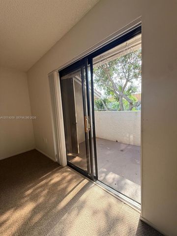 3228 Coral Lake Drive 3228, Coral Springs, FL 33065