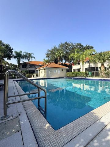3228 Coral Lake Drive 3228, Coral Springs, FL 33065