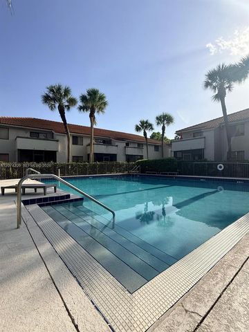 3228 Coral Lake Drive 3228, Coral Springs, FL 33065