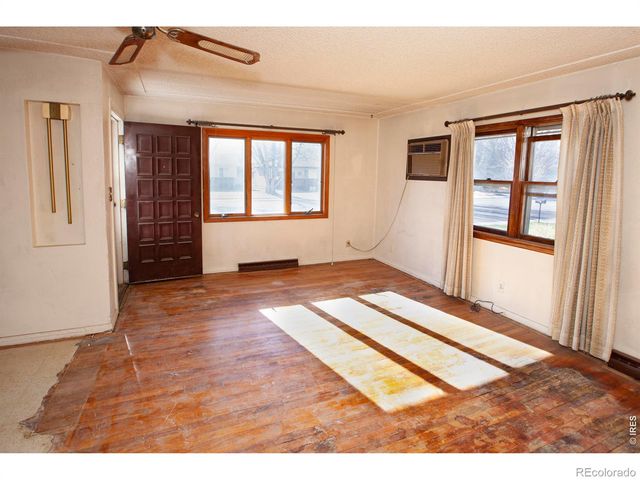 715 Lincoln Street, Brush, CO 80723