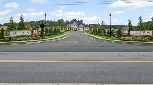 372 Aidens Bluff, Hoschton, GA 30549