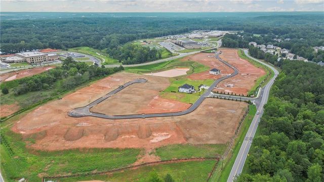 372 Aidens Bluff, Hoschton, GA 30549