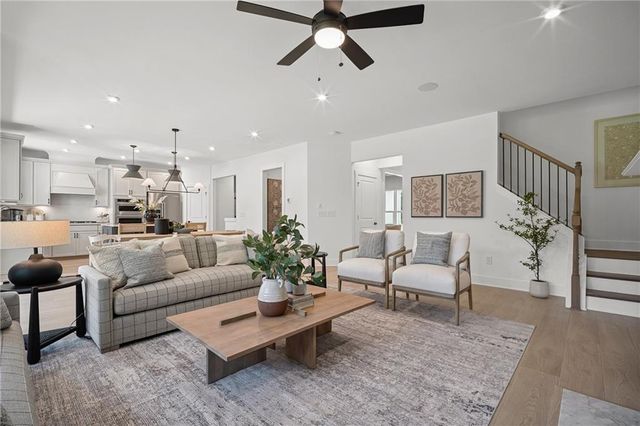 372 Aidens Bluff, Hoschton, GA 30549