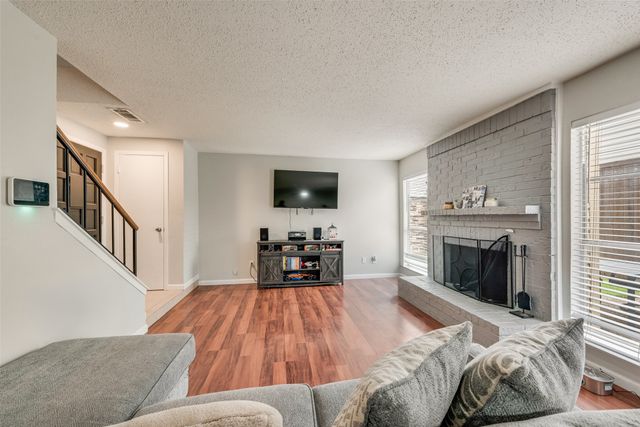 2643 Via Ventura Circle, Carrollton, TX 75006