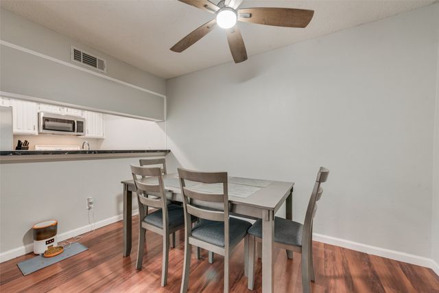 2643 Via Ventura Circle, Carrollton, TX 75006
