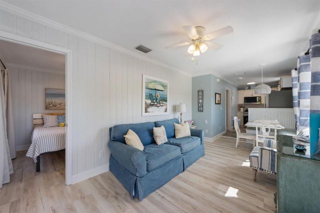 110 OAK AVENUE A, Anna Maria, FL 34216