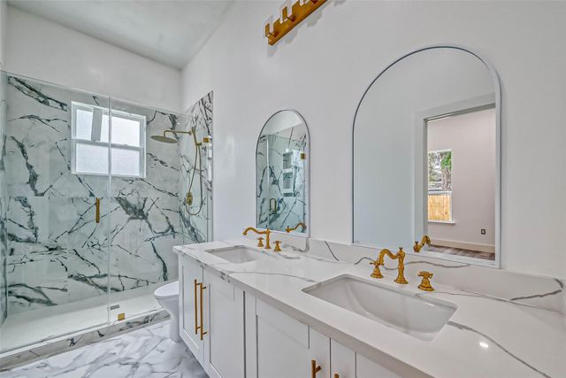 1275 Morris Street, Houston, TX 77009