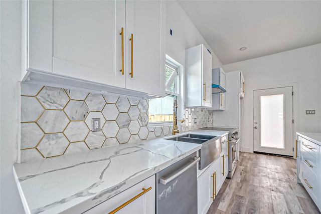 1275 Morris Street, Houston, TX 77009