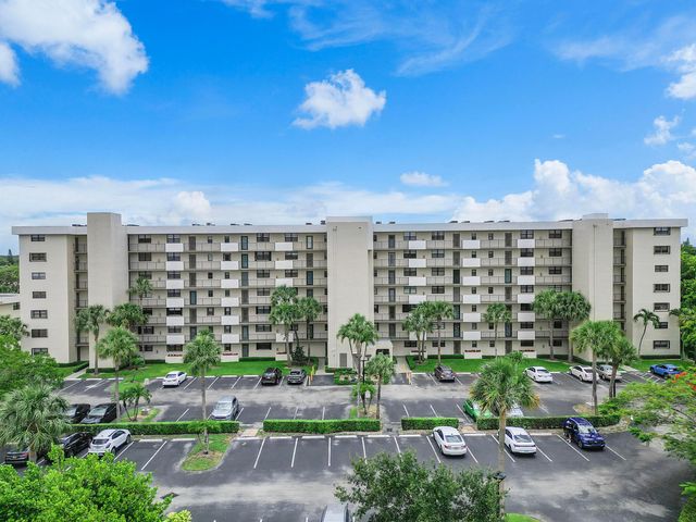 2430 Deer Creek Country Club Boulevard 307-2, Deerfield Beach, FL 33442