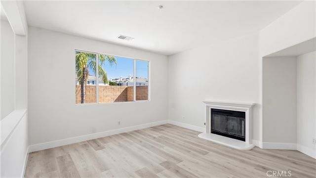 7461 Bear Creek Drive, Fontana, CA 92336