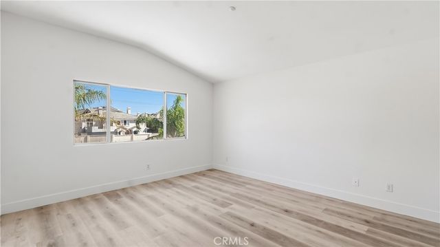 7461 Bear Creek Drive, Fontana, CA 92336