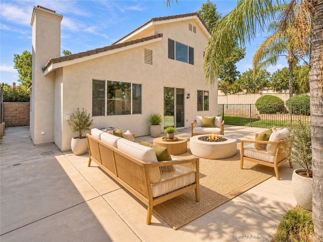 7461 Bear Creek Drive, Fontana, CA 92336