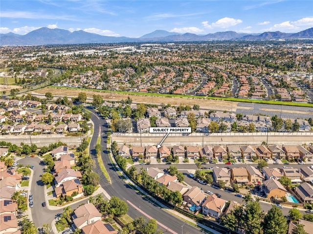 7461 Bear Creek Drive, Fontana, CA 92336
