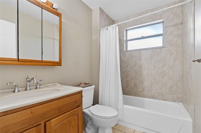 22581 Vistawood Way, Boca Raton, FL 33428