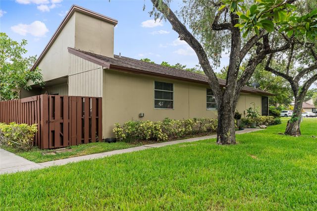 22581 Vistawood Way, Boca Raton, FL 33428