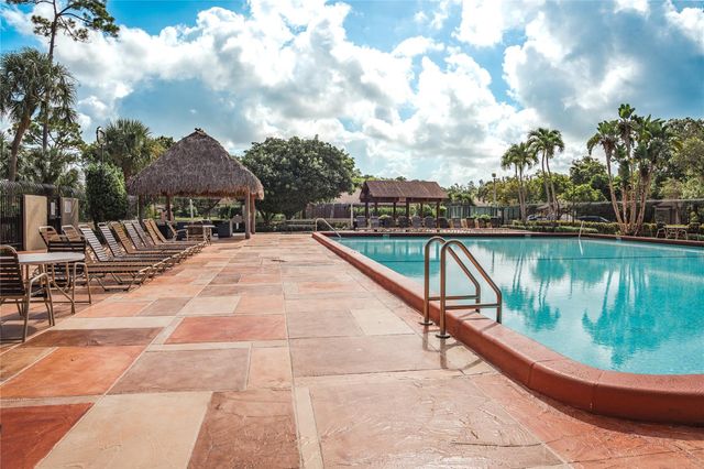 22581 Vistawood Way, Boca Raton, FL 33428