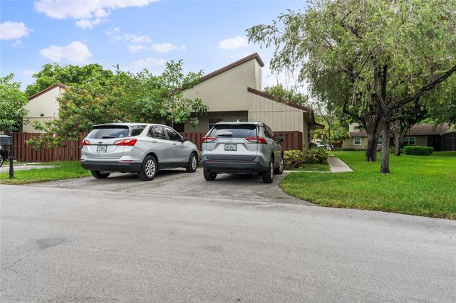22581 Vistawood Way, Boca Raton, FL 33428