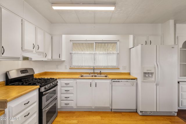 120 N VAL VISTA Drive 248, Mesa, AZ 85213