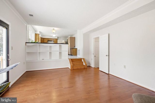 10400 LABRADOR LOOP, Manassas, VA 20112