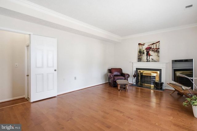 10400 LABRADOR LOOP, Manassas, VA 20112