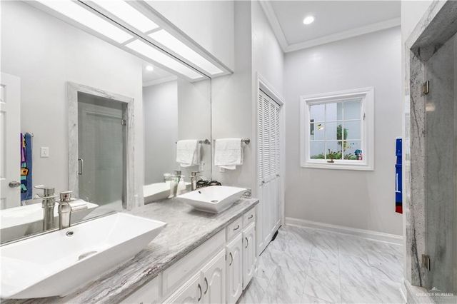 3100 S 2nd Street 2, Mcallen, TX 78503