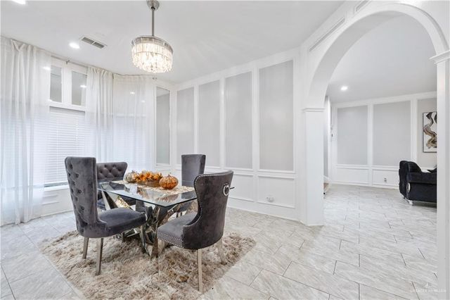 3100 S 2nd Street 2, Mcallen, TX 78503