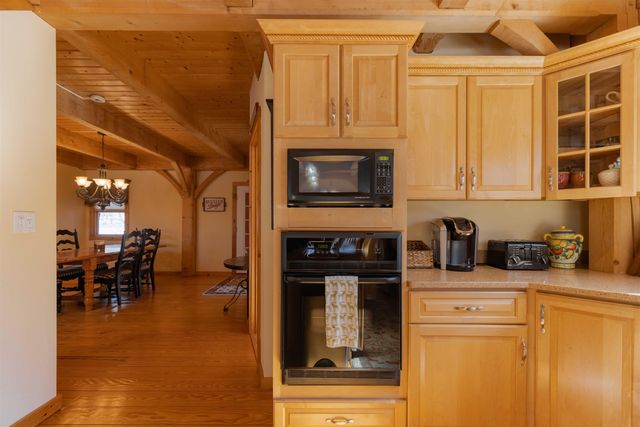 42 Airport Road, Dover, VT 05356