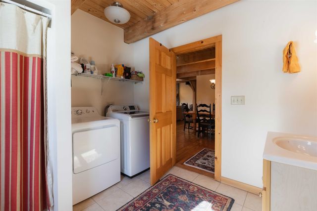 42 Airport Road, Dover, VT 05356