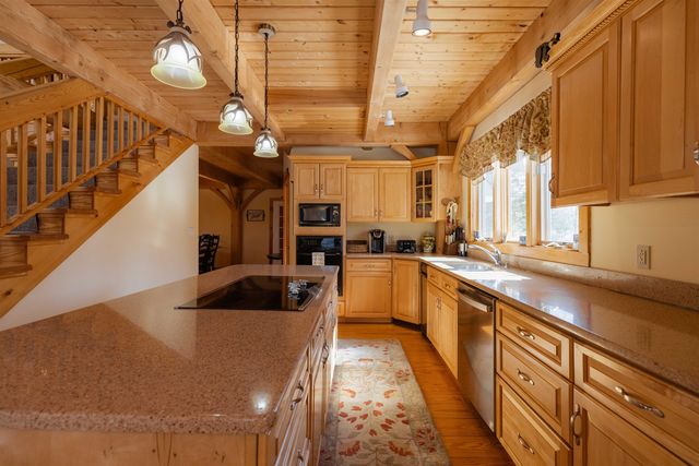 42 Airport Road, Dover, VT 05356